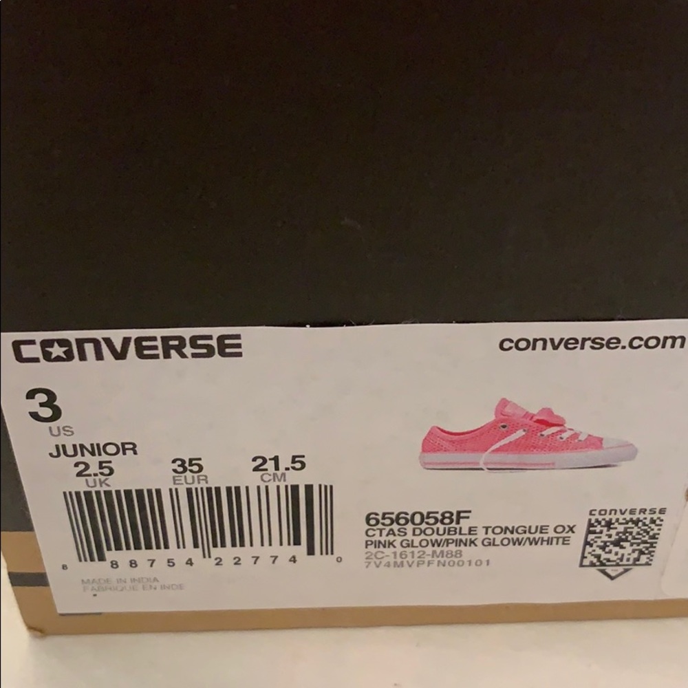 Converse - Picture 6 of 7